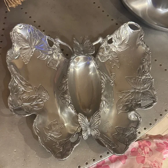 Arthur Court Silver Butterfly Serveware - Picture 1 of 5
